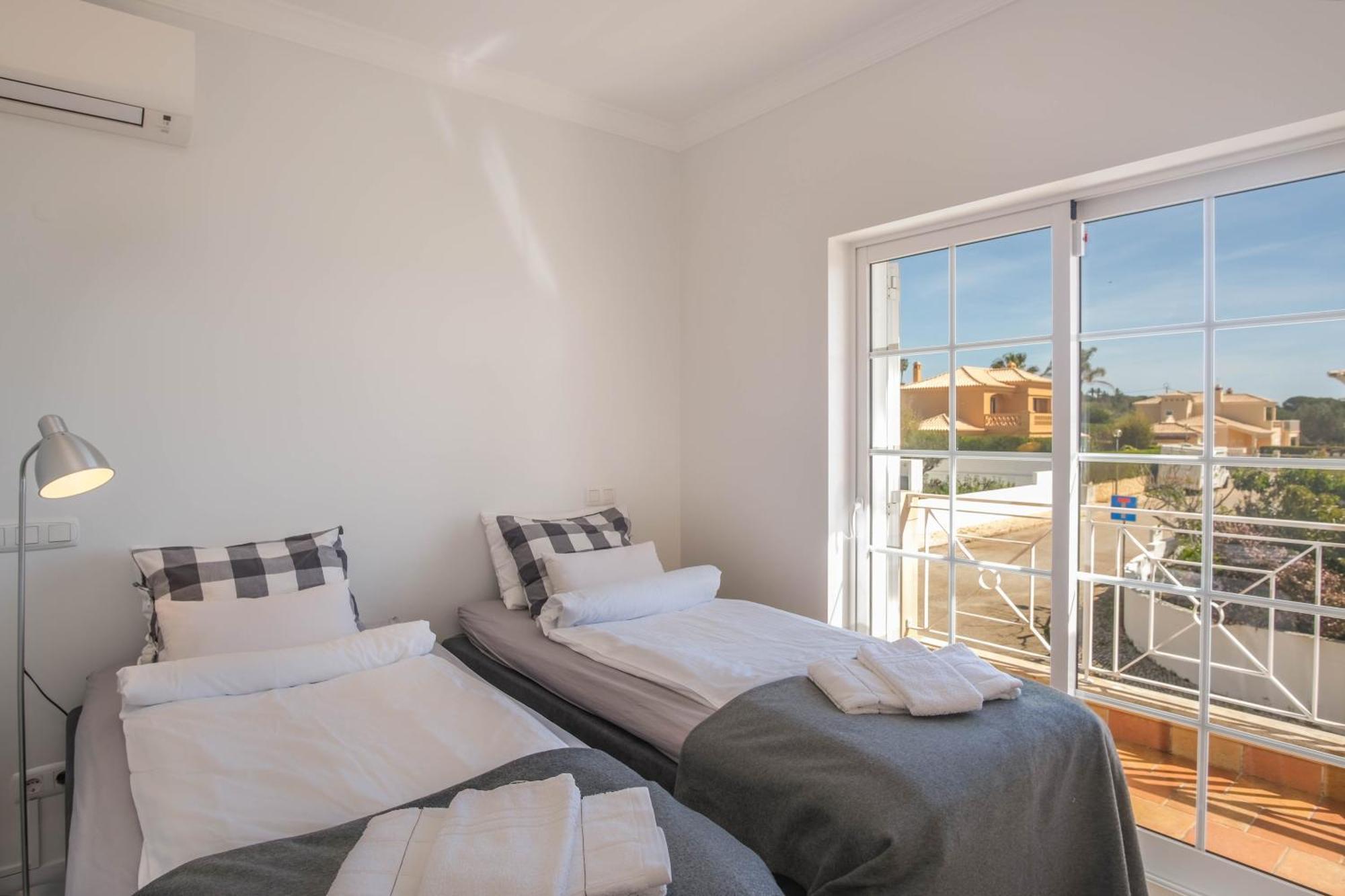 לאגוּ‏ש Canto Do Sol # 4 Bedroom Villa מראה חיצוני תמונה
