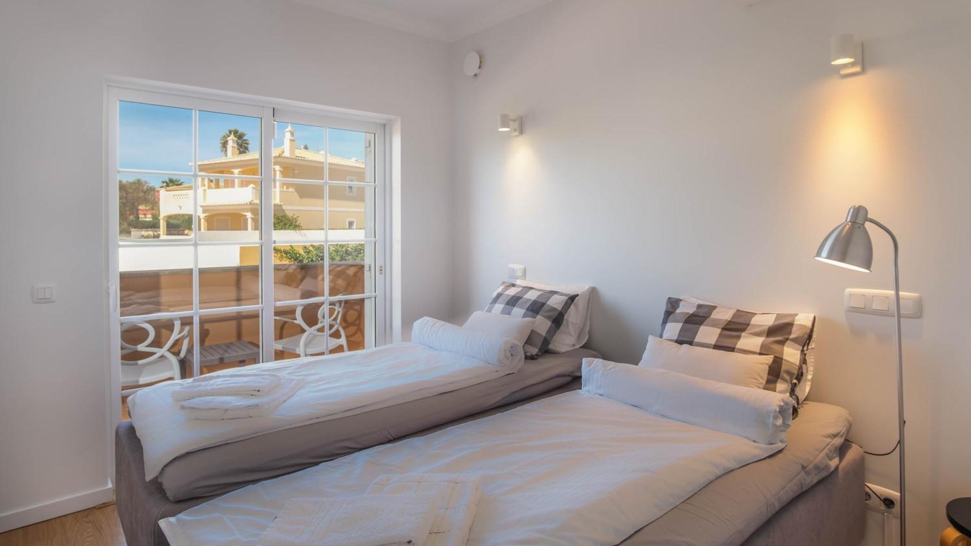 לאגוּ‏ש Canto Do Sol # 4 Bedroom Villa מראה חיצוני תמונה